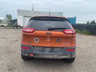 2016 Jeep Cherokee Trailhawk - Exterior Rear Center Image